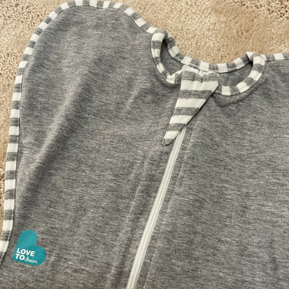 Love to Dream swaddle up starfish baby swaddle sleep sack bundle size small - Picture 3 of 7